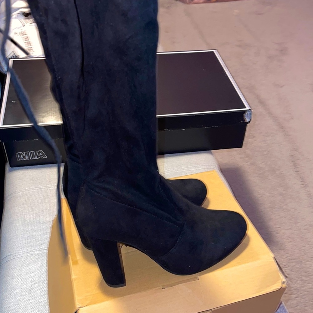 Boohoo Ella Thigh High Pointed Block Heel Boot